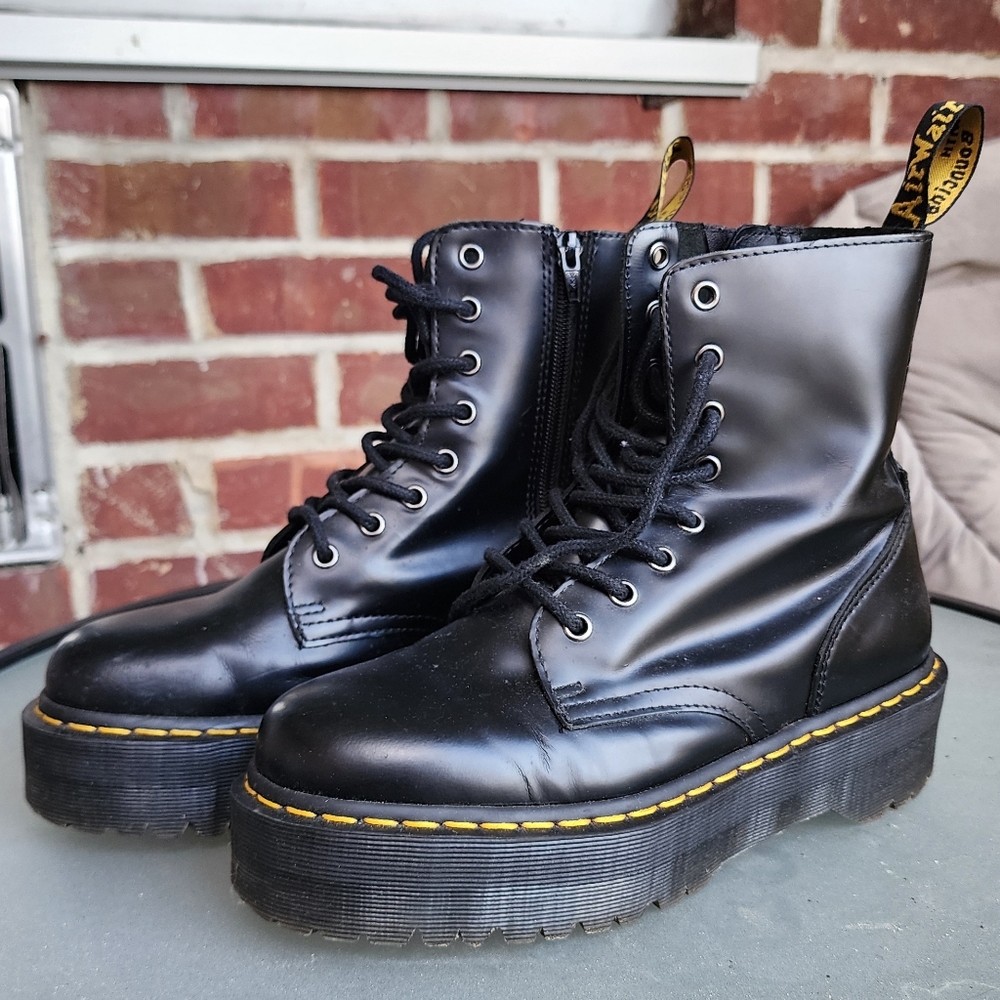 Dr. Martens Jadon Boot Smooth Leather Platforms